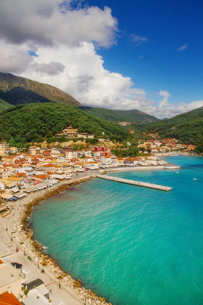 Parga, Yunanistan kale görüldüğü gibi şehir — Stok fotoğraf