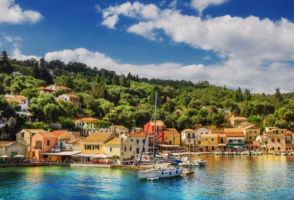 A aldeia de Loggos, ilha de Paxos, Grécia — Fotografia de Stock