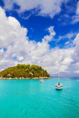 Teknelerden Lakka Koyu'ndaki Paxos island, Yunanistan