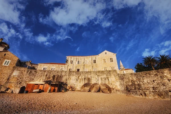 Budva óvárosától naplementekor — Stock Fotó