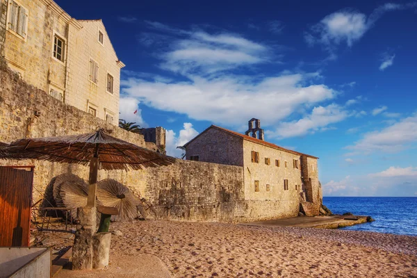 Budva Città Vecchia al tramonto — Foto Stock