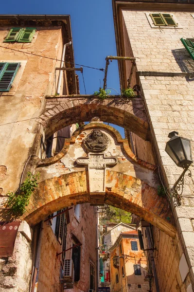 Kotor Old Town architecture details — Stock Photo, Image