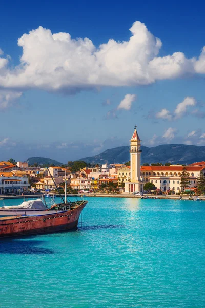 Zakynthos town in the morning, as seen from the port — Stockfoto