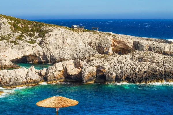 希腊Zakynthos岛上石质的Porto Limnionas海滩 — 图库照片
