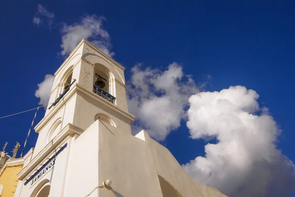 Marble church (Saints Cosmas and Damian) in Megalochori village, Santorini — Stock Photo, Image