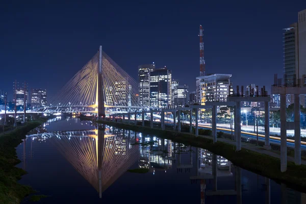  Estaiada köprü Sao Paulo