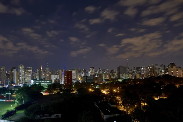 Cidade de São Paulo à noite, Brasil — Fotografia de Stock