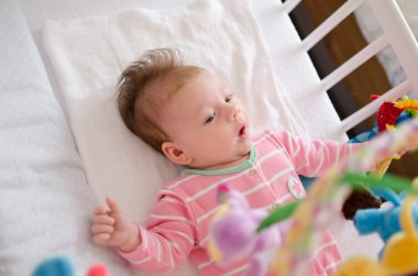 Bebek karyolası kullanılıyorsa bir adet