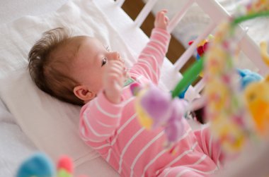 Bebek karyolası kullanılıyorsa bir adet