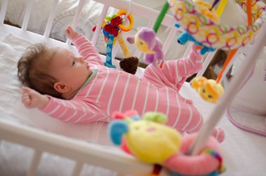 Bebek karyolası kullanılıyorsa bir adet