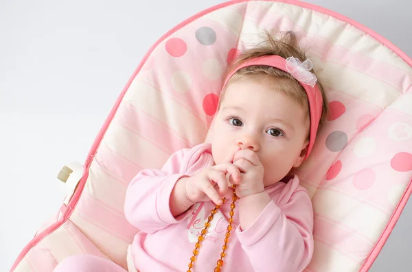 歯が生える赤ちゃん女の子 — ストック写真
