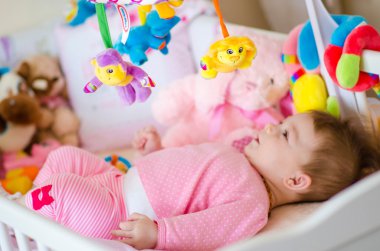 Bebek karyolası kullanılıyorsa bir adet