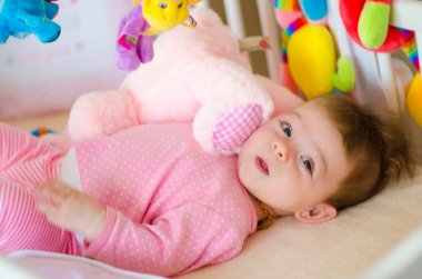 Bebek karyolası kullanılıyorsa bir adet