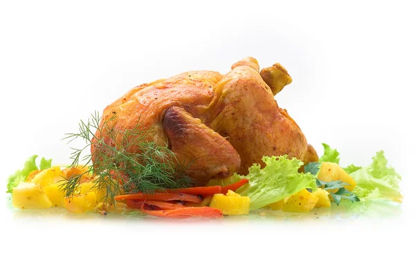 Ψητό κοτόπουλο με λαχανικά σε ένα λευκό — Φωτογραφία Αρχείου