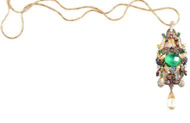 Altın mücevher kolye