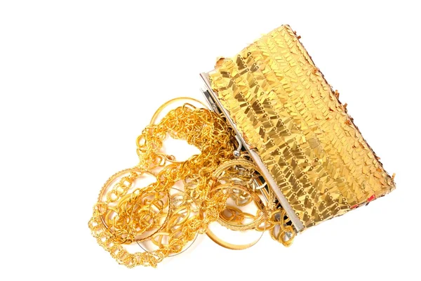 Goldschmuck auf Weiß — Stockfoto