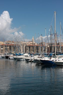 liman kenti Marsilya görüntülemek