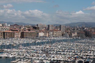 liman kenti Marsilya görüntülemek