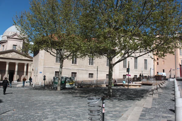 Plaza en el centro de la ciudad de Marsella —  Fotos de Stock