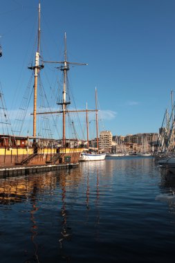 Port Marsilya