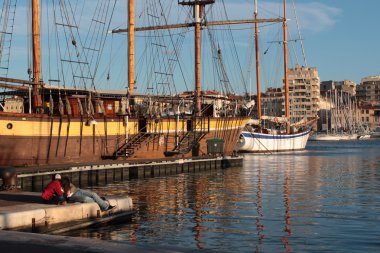 Port Marsilya