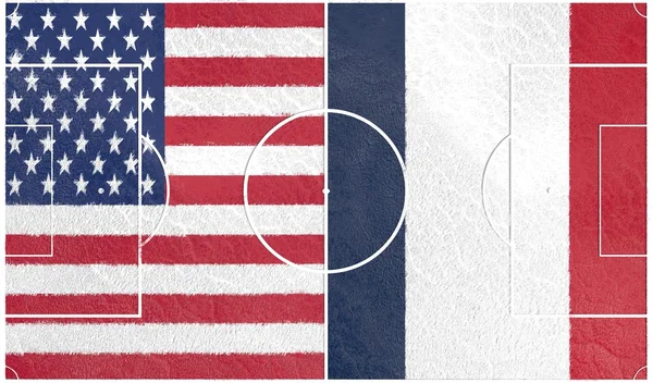 Fransa vs Amerika. Futbol sahası bayraklarla dokulu — Stok fotoğraf