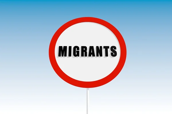 Stop road sign com texto de migrantes — Fotografia de Stock