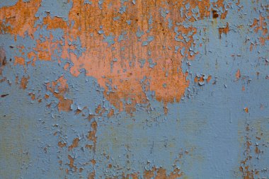 Eski grunge paslı demir duvar mavi arka plan