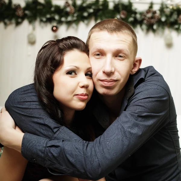 Chica cariñosa y chico, retrato — Foto de Stock