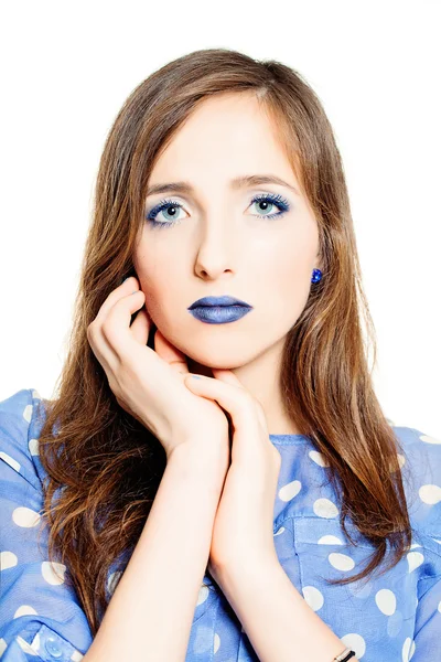 Blossom Blue Colors Portrait. Mujer de moda con maquillaje creativo — Foto de Stock