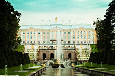 Russia St. Petersburg Peterhof Palace and Grand Cascade Fountain