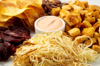 Skeet bira beyaz plaka üzerinde