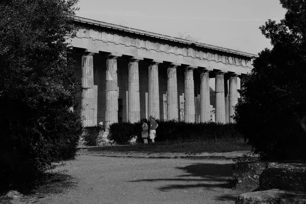 Lidé chrám Ruin Atény — Stock fotografie