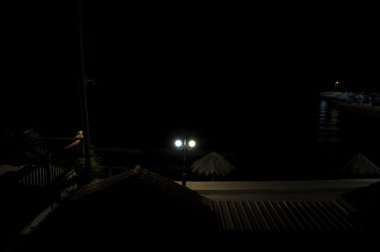 Sahil köyü yaz gecesi