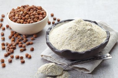 Gri bezelye un ve gri bezelye