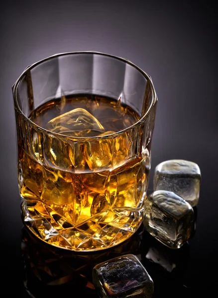 Vaso de whisky — Foto de Stock