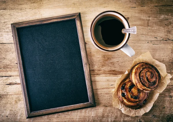 Blank blackboard — Stock Photo, Image