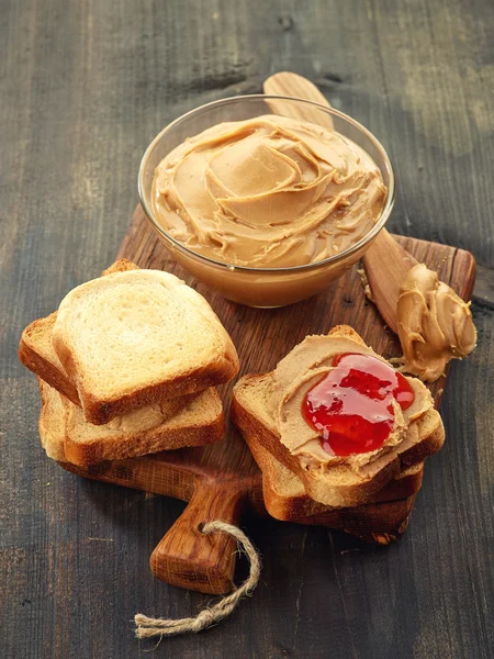 Sandwitch mit Erdnussbutter — Stockfoto