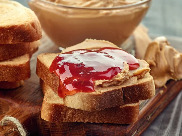 Арахісового масла бутерброд — стокове фото