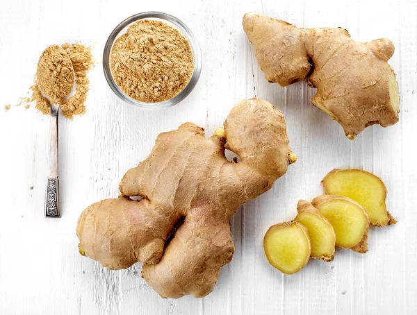 Fresh ginger root — Stock Photo, Image