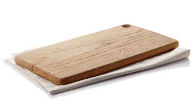 Wooden cutting board clipart