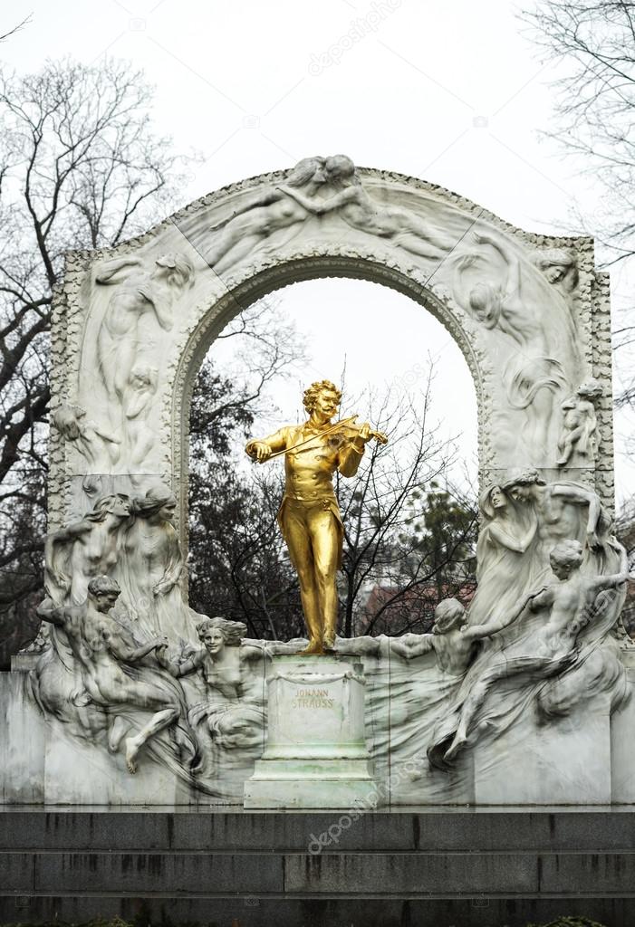 Statue of Johann Strauss in Vienna