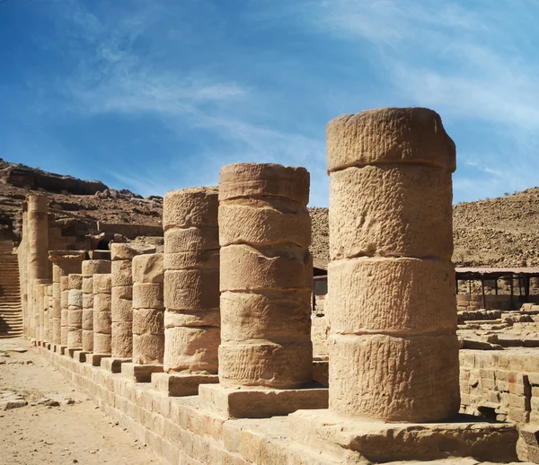 Calle Colonnaded en Petra, Jordania —  Fotos de Stock