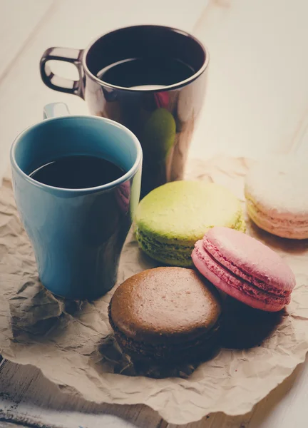 Macaroons e café — Fotografia de Stock