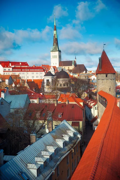 Vue sur la vieille ville de Tallinn — Photo