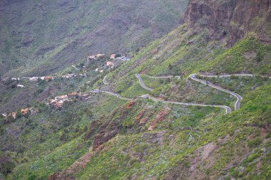 Masca Köyü avuç içi ve dağ manzarası