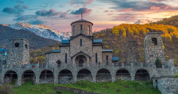 Monastero Fiagdon Nelle Montagne Del Caucaso Russia — Foto Stock