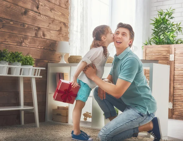 Pai e sua filha — Fotografia de Stock