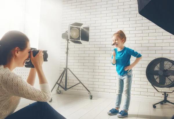 Fotograaf in beweging. — Stockfoto