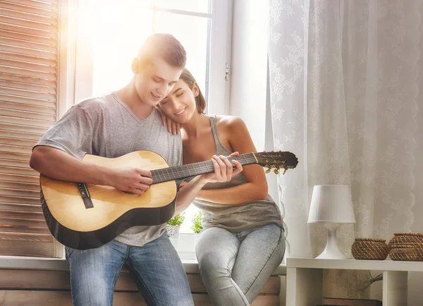 Pareja enamorada —  Fotos de Stock